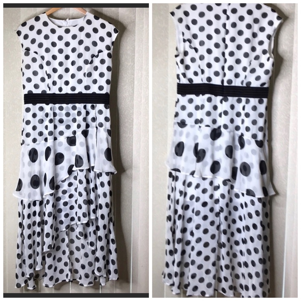 Beautiful black and white dress